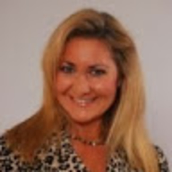 Meet your Posher, Elizabeth - Picture 1 of 1